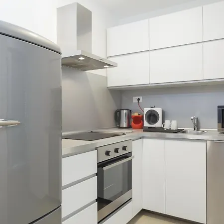 Dom wakacyjny Aspalathos - With Free Parking, Near The Beach, A Few Minutes' Walking Distance To The Unesco Palace