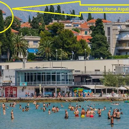 Дом отдыха Aspalathos - With Free Parking, Near The Beach, A Few Minutes' Walking Distance To The Unesco Palace *
