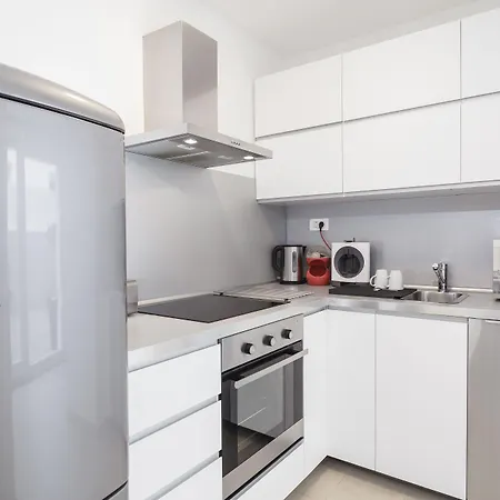 Aspalathos - With Free Parking, Near The Beach, A Few Minutes' Walking Distance To The Unesco Palace *