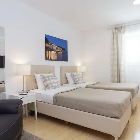 Aspalathos - With Free Parking, Near The Beach, A Few Minutes' Walking Distance To The Unesco Palace Сasa de vacaciones *