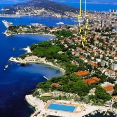 Aspalathos - With Free Parking, Near The Beach, A Few Minutes' Walking Distance To The Unesco Palace Vakantiehuis