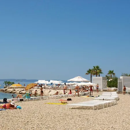 Aspalathos - With Free Parking, Near The Beach, A Few Minutes' Walking Distance To The Unesco Palace *