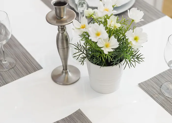 Dom wakacyjny Aspalathos - With Free Parking, Near The Beach, A Few Minutes' Walking Distance To The Unesco Palace *