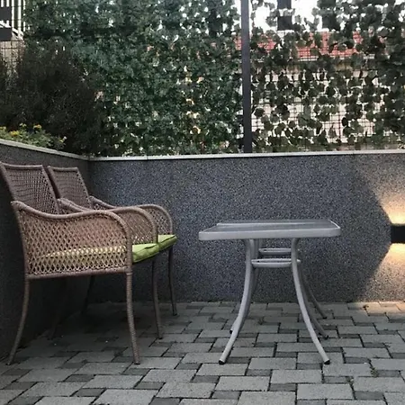 Vikendica Aspalathos - With Free Parking, Near The Beach, A Few Minutes' Walking Distance To The Unesco Palace