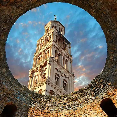 Aspalathos - With Free Parking, Near The Beach, A Few Minutes' Walking Distance To The Unesco Palace Vikendica Split