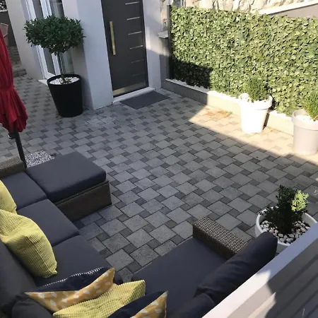 Aspalathos - With Free Parking, Near The Beach, A Few Minutes' Walking Distance To The Unesco Palace Vikendica *